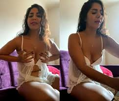 باربي-نجد-خليجية-تتعرى-وتستعرض-جسمها-فيديو-30-دقيقة