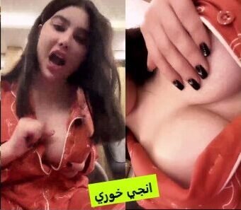 سكس انجي خوري تستعرض بزازها الملبن في البث المباشر للمتابعين